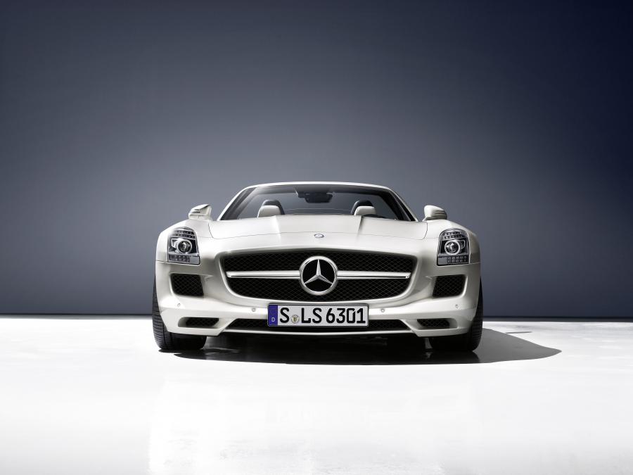  Mercedes-Benz SLS AMG Roadster 2011 года  (фото 147 из 183)